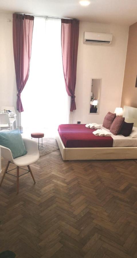 Domus Luigi Leone II Bed & Breakfast Napoli Eksteriør bilde