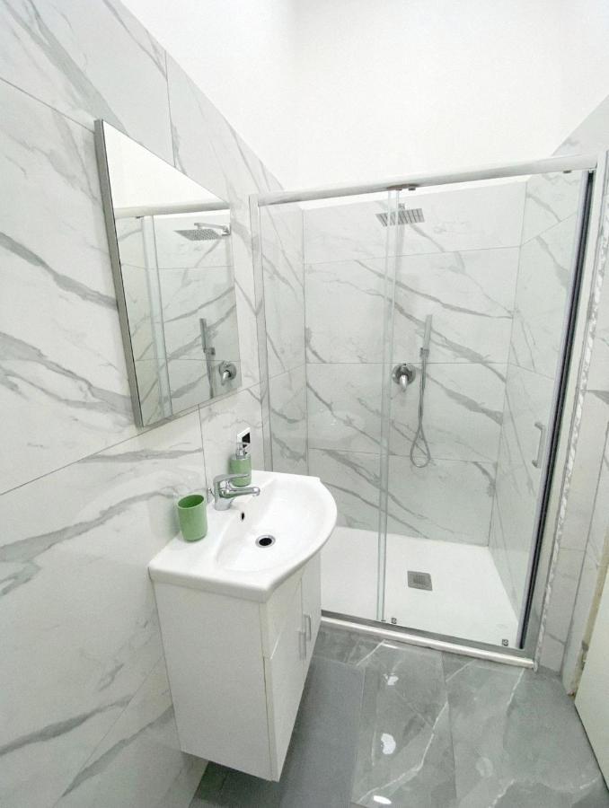Domus Luigi Leone II Bed & Breakfast Napoli Eksteriør bilde