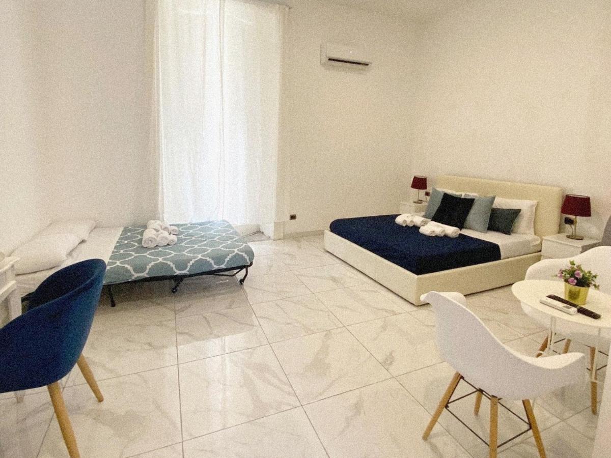 Domus Luigi Leone II Bed & Breakfast Napoli Eksteriør bilde