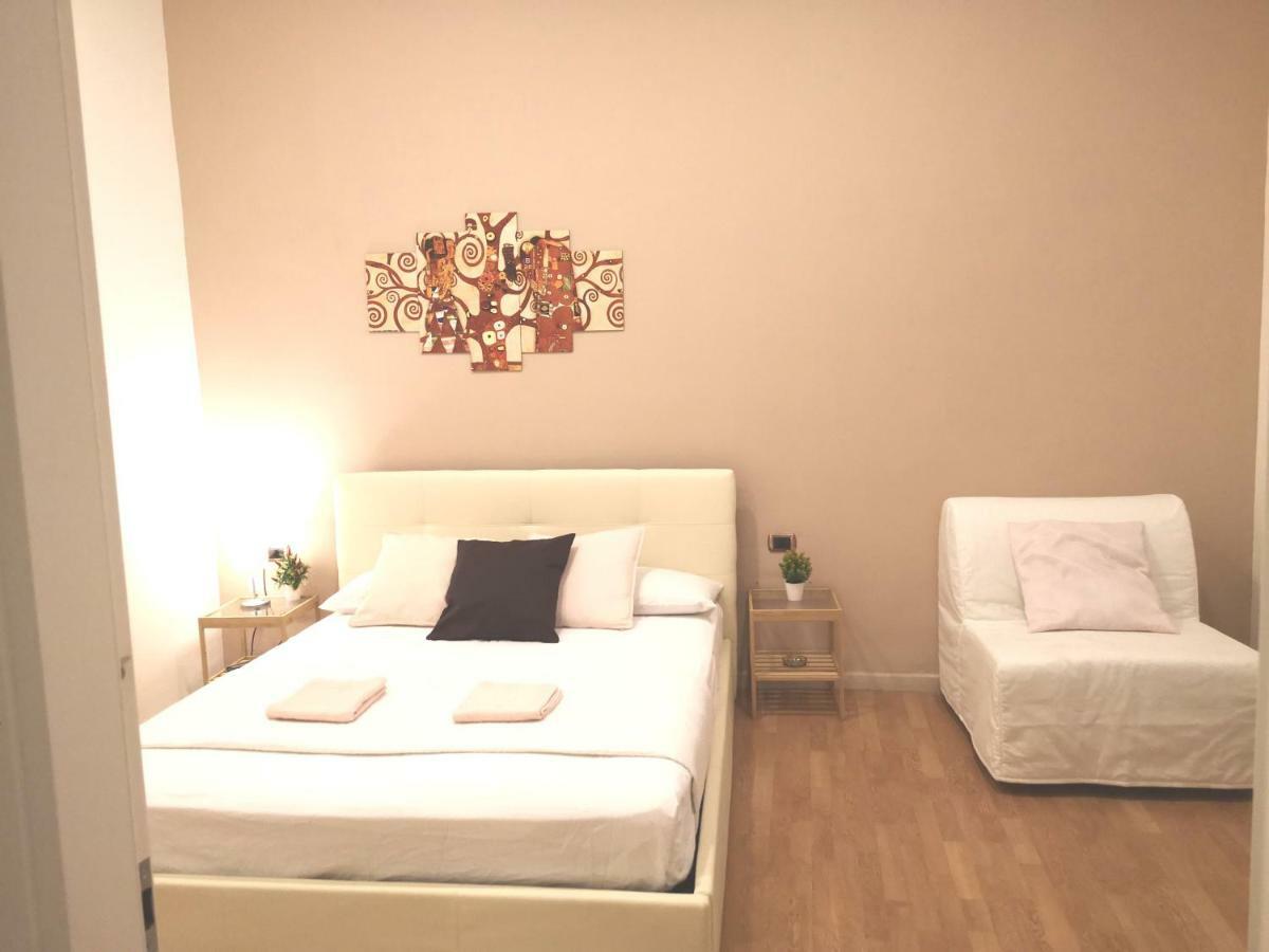 Domus Luigi Leone II Bed & Breakfast Napoli Eksteriør bilde