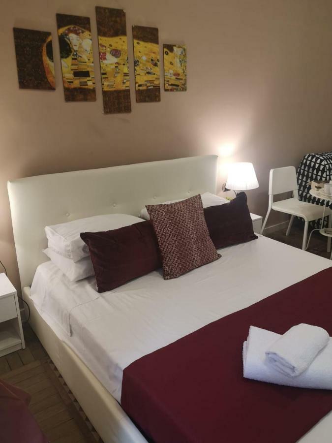 Domus Luigi Leone II Bed & Breakfast Napoli Eksteriør bilde
