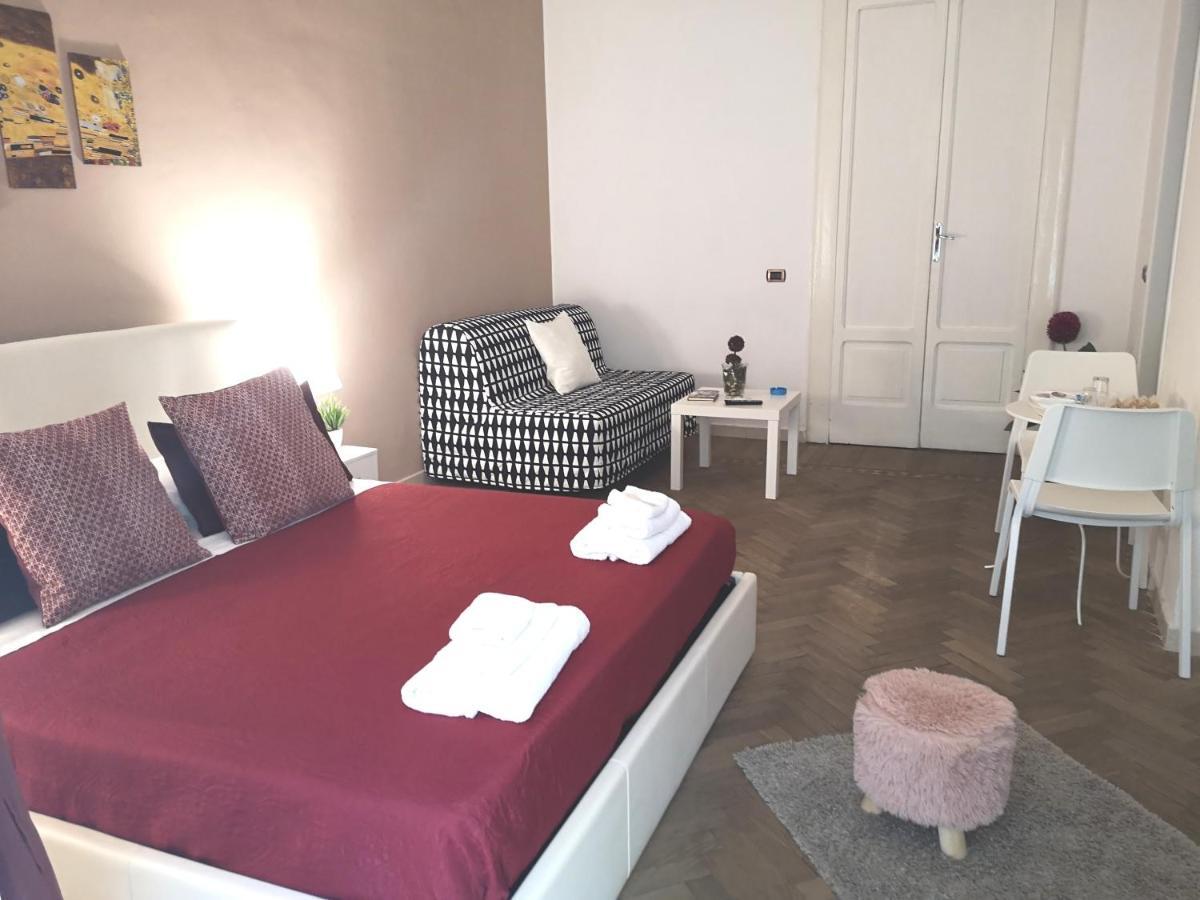 Domus Luigi Leone II Bed & Breakfast Napoli Eksteriør bilde