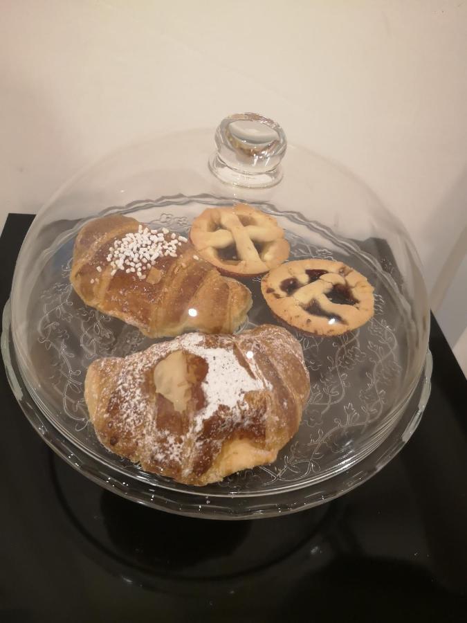 Domus Luigi Leone II Bed & Breakfast Napoli Eksteriør bilde