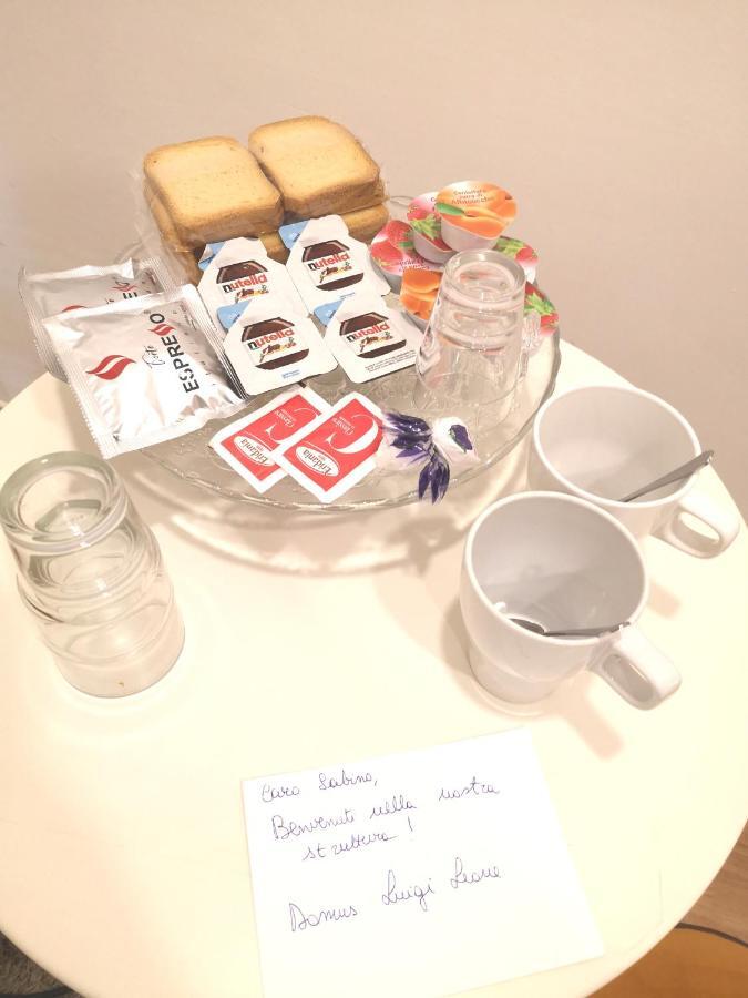 Domus Luigi Leone II Bed & Breakfast Napoli Eksteriør bilde