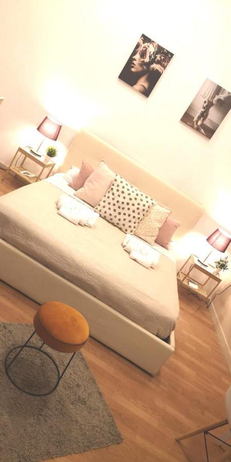 Domus Luigi Leone II Bed & Breakfast Napoli Eksteriør bilde
